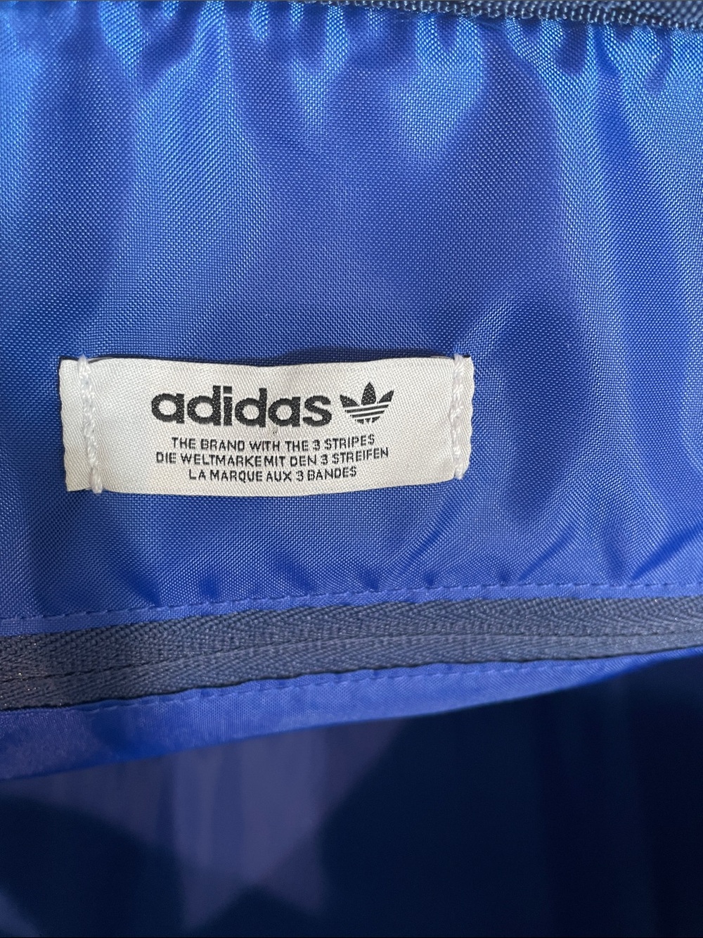 NWT adidas Large Bowling Bag Navy Blue- Very Rare and Unique - Weekender Bag - Picture 8 of 14